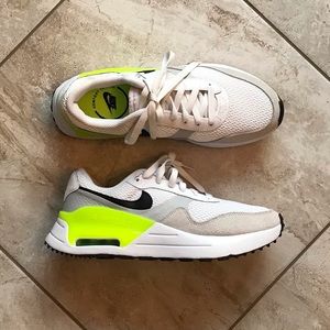 2022 WMMS Air Max SYSTM 'White Black Volt' Nike Sneakers SIZE 9